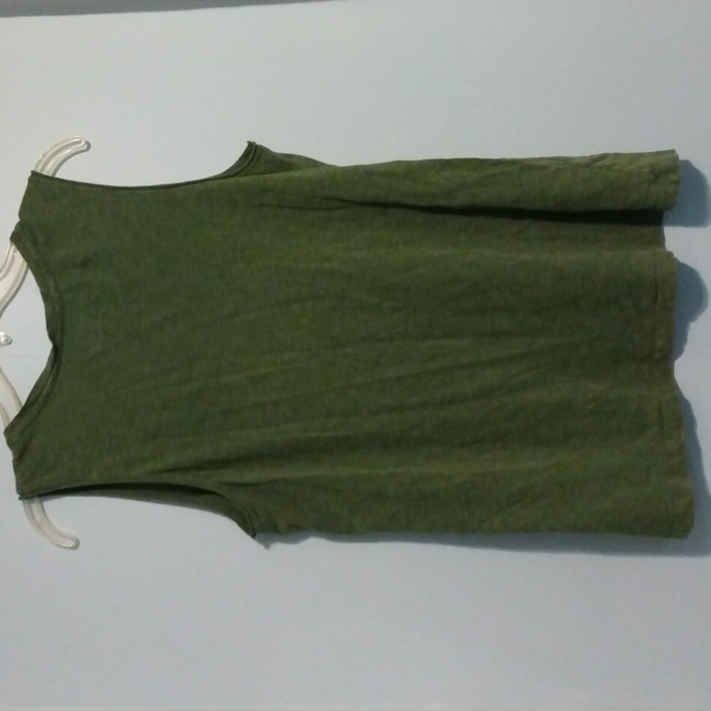 Tank top - Picture 2 of 3